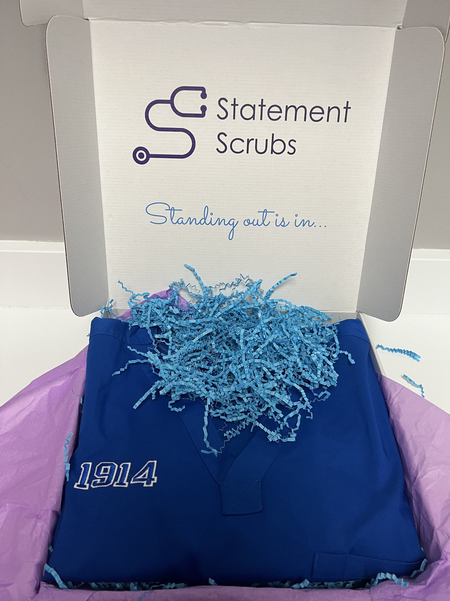 D9 Scrub Set